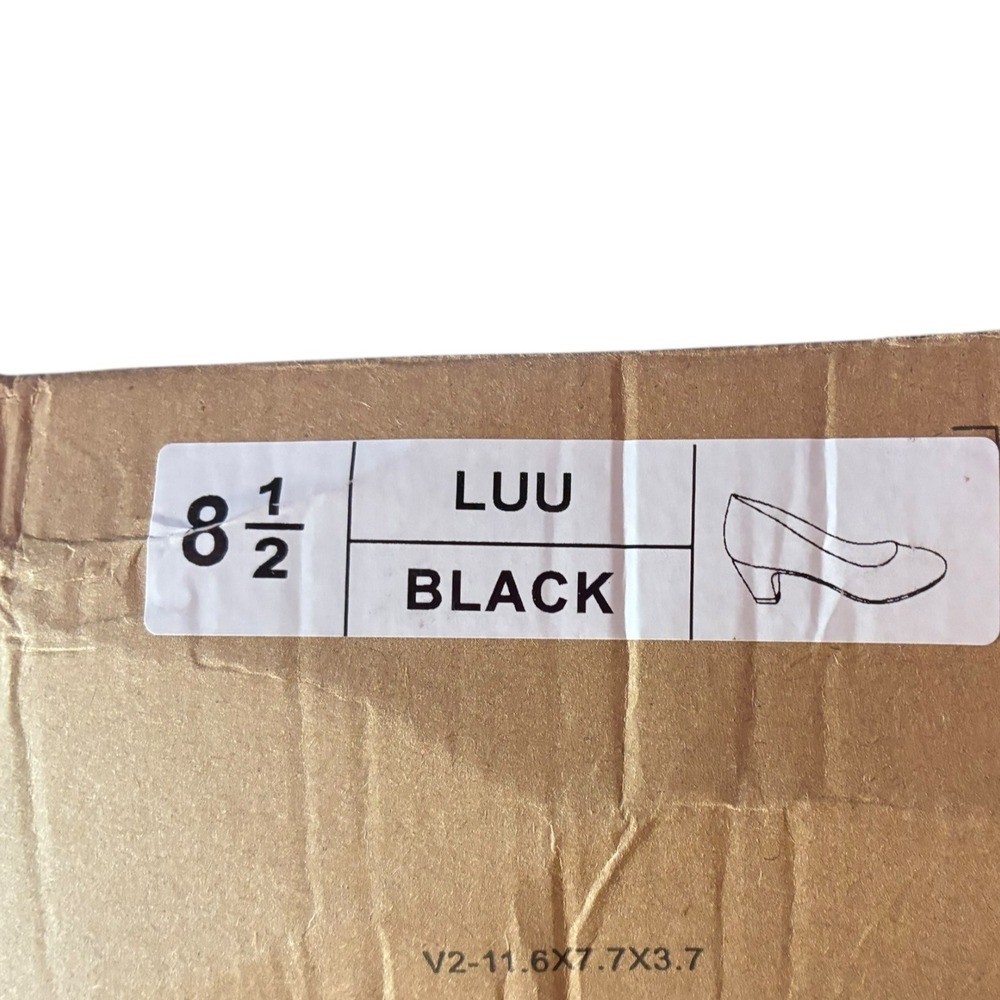 Journee Collection Luu Black Low Heel Pumps Round Toe Work Shoes Size 8.5 - Picture 9 of 9